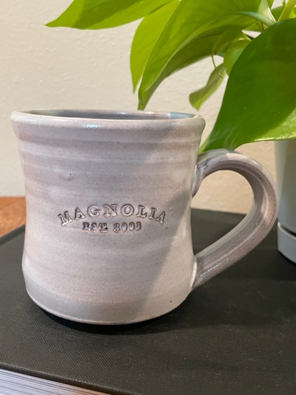 Black Oak Art Magnolia Established Mug – Handcrafted Style Ceramic Mug